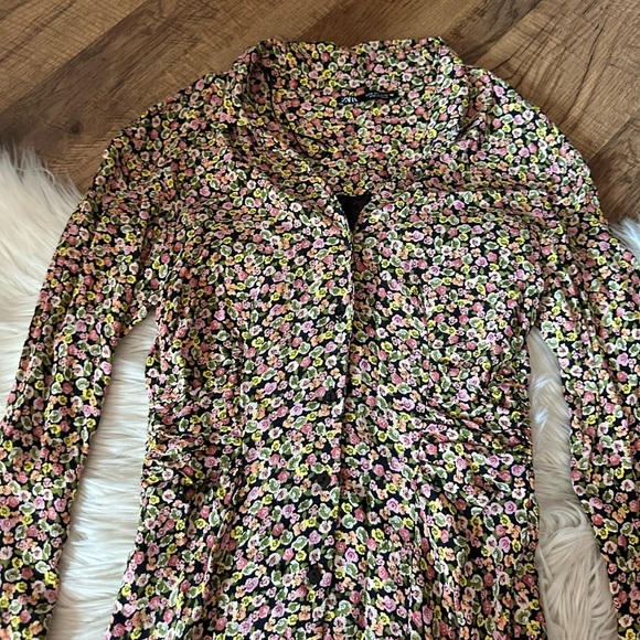 ZARA Long Sleeve Button Down Floral Print Mini Dress - Picture 3 of 4